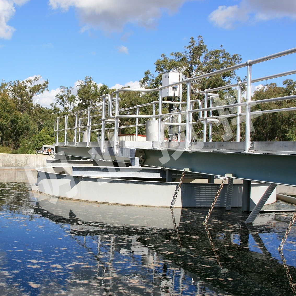 周邊傳動刮泥機